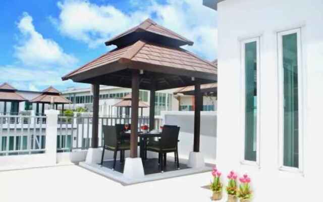 Kamala Paradise 2 bedrooms Town House