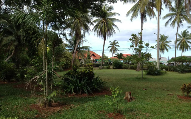 Clean Wave Resort