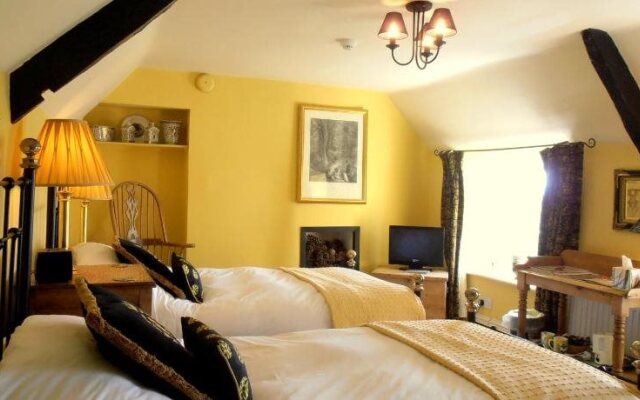 Hunters Rest Inn
