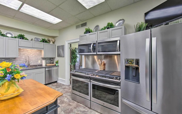 Luxurious Annville Home ~ 8 Mi to Hersheypark