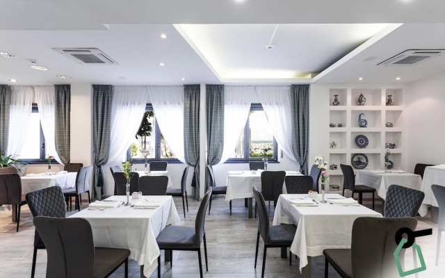Hotiday Room Collection - Massa Lubrense