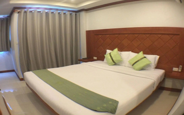 Thira Residence Patong