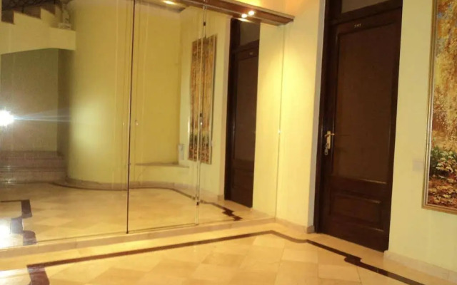 Hotel Luxor