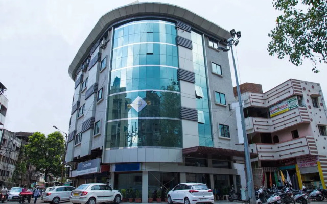 OYO Flagship 071 Gandhibagh