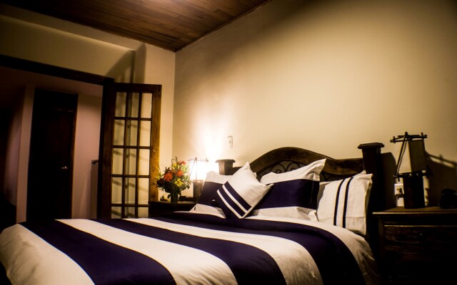 Charlies Place Hotel & Spa