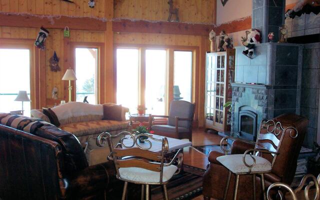 Timber Bay Bed and Breakfast