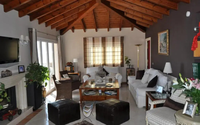 Welcome Inn Nerja