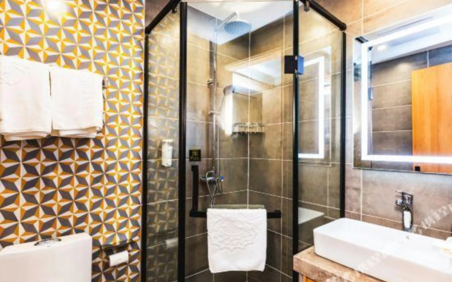 Durian Star Hotel – Bathroom – Nanjing
