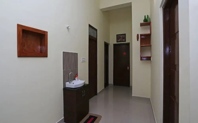 OYO 9263 Home Breezy 2BHK Raja's Seat