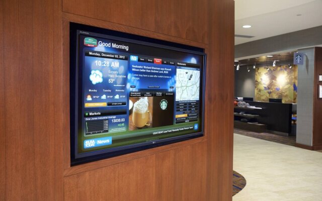 Courtyard By Marriott Shelton