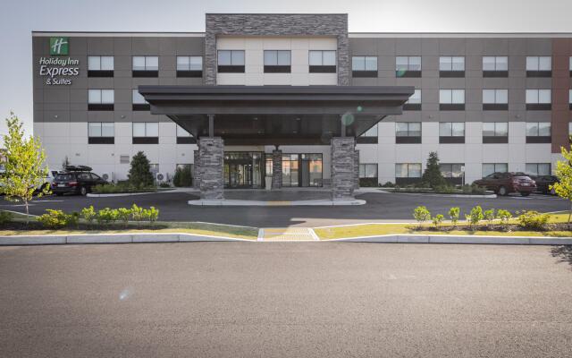 Holiday Inn Express And Suites Boston South - Randolph, an IHG Hotel