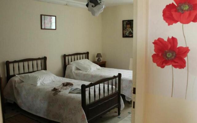 Gîte Jouy-le-Potier, 3 pièces, 4 personnes - FR-1-590-54