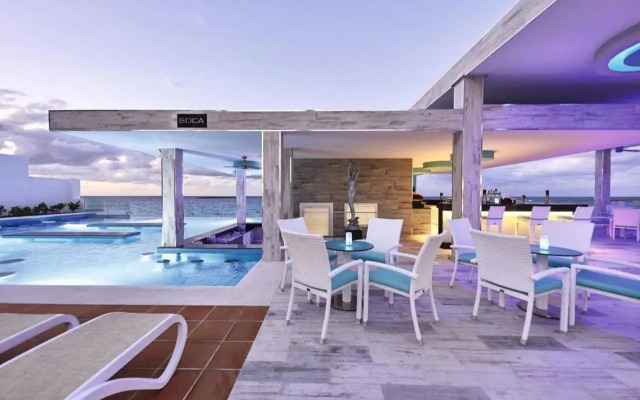 Hotel Riu Palace Paradise Island - Adults Only - All Inclusive