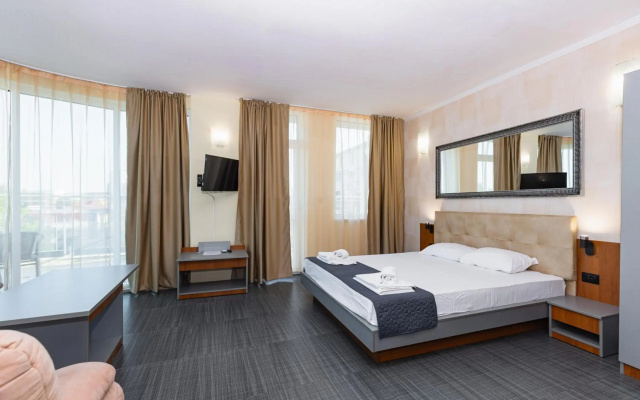 Favorit Aparthotel