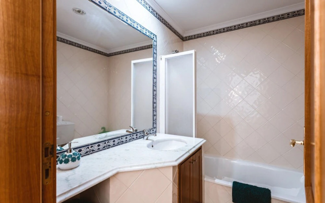 Quintavelha Pool Privategarage Balcony Flat 120