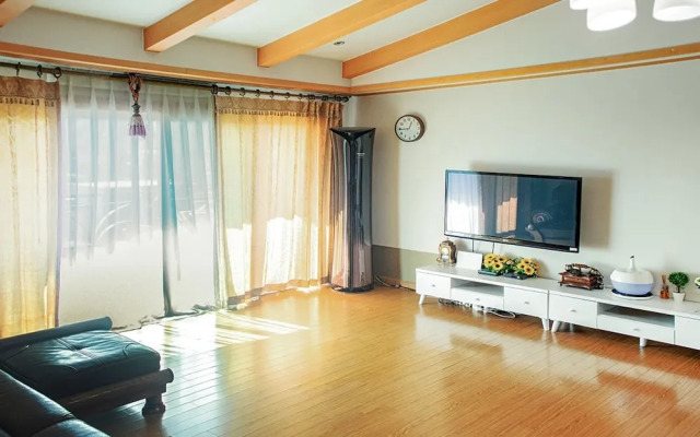 Jeju Sanbangsan Tansan Oncheon Pension
