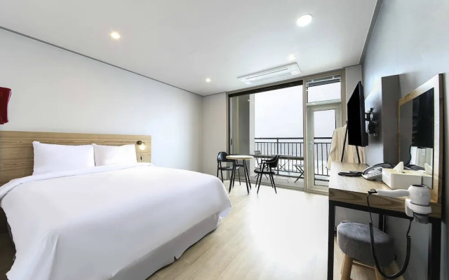 Hotel R Gangneung