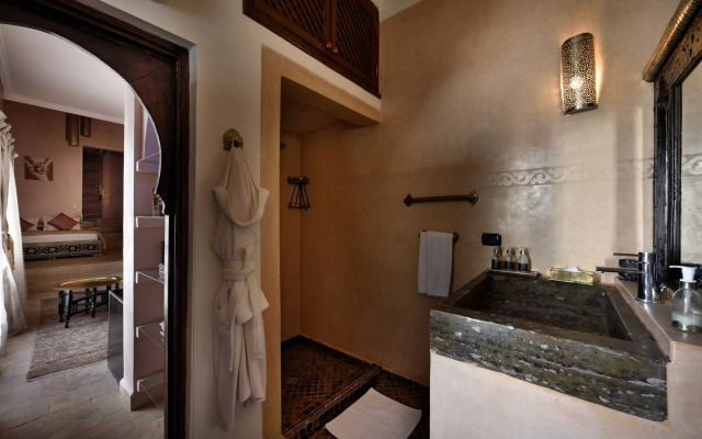 Riad Les Ammonites