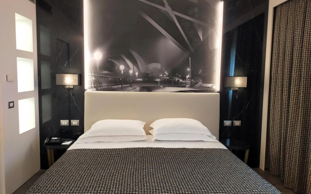 The Sydney Hotel