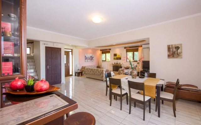 "villa Anna 3 Bedrooms With Private Pool"