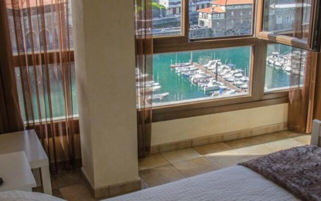 Hotel Zumalabe
