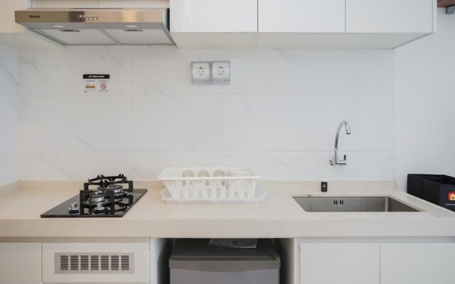 Nice And Elegant Studio Apartment At Sky House Bsd