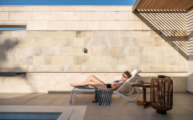 Avra Imperial Hotel
