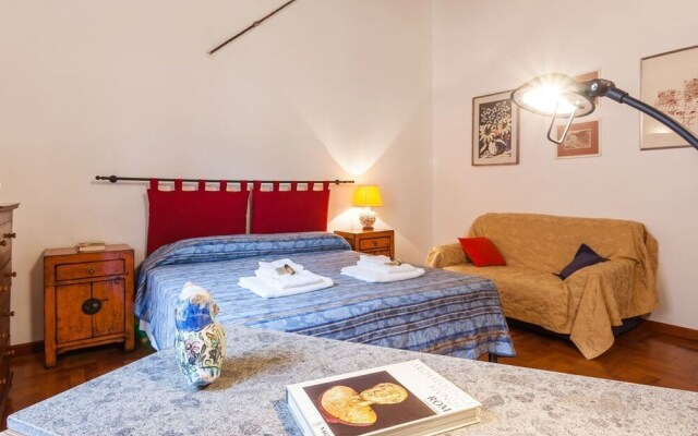 Rome as you feel - Teatro Pace Apartment