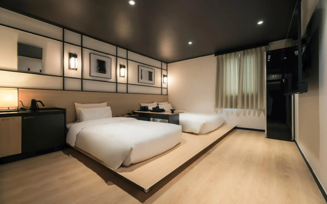 E Hotel Gumi