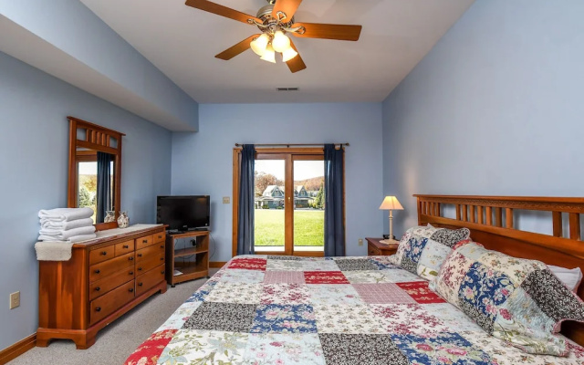 Moonrise Retreat 4 Bedroom House