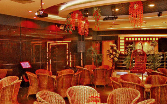 Adange Hotel