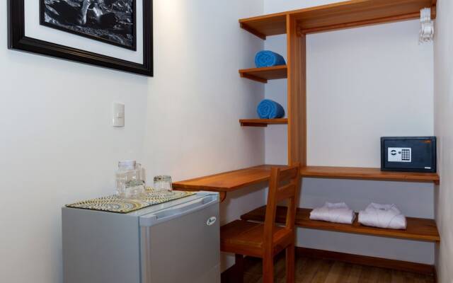 Plaza Luna Suites