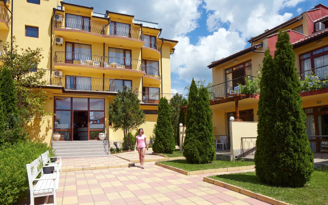 Yalta Complex