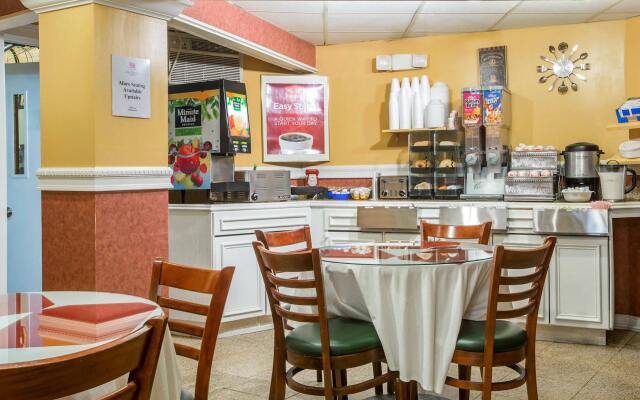 Econo Lodge Montpelier VT