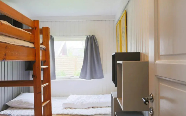 8 Person Holiday Home in Vaeggerlose