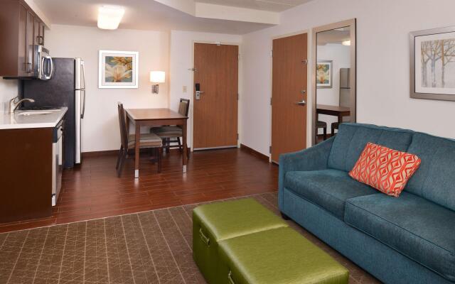 Hampton Inn & Suites Pueblo-Southgate