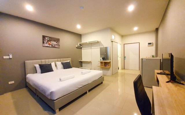 Big Buddha Hillside Hotel