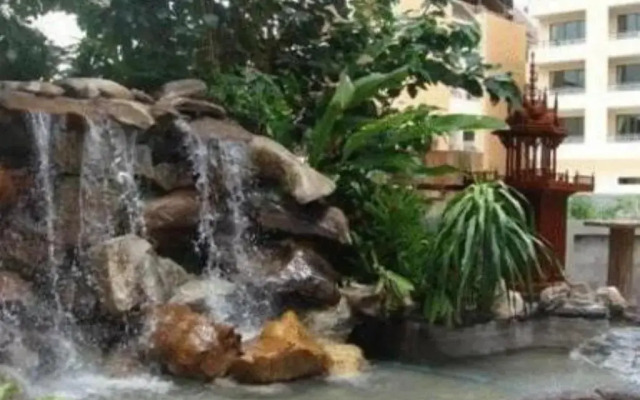 Huay Kaew Palace 1 Hotel