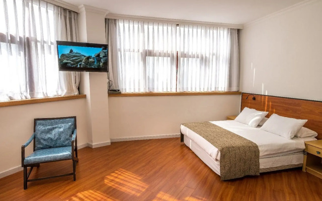 Inbar Hotel