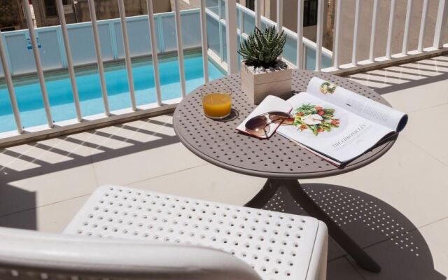 Blubay Suites