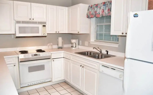 Magnolia North Two-bedroom Apartment 302-4827