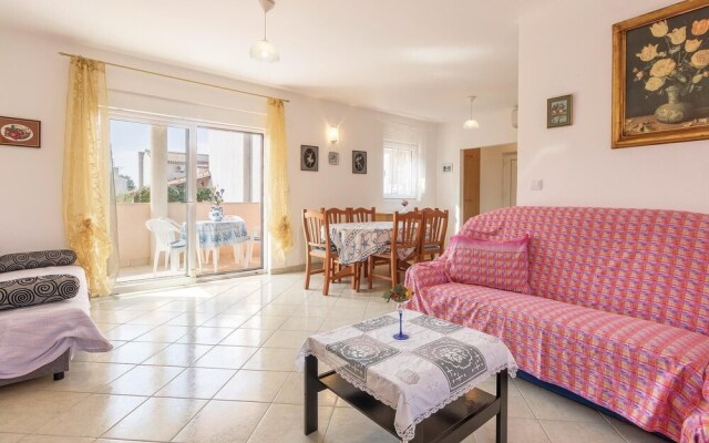 Beautiful Apartment in Vodnjan With 2 Bedrooms
