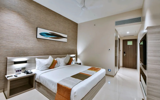 Click Hotel Pithampur