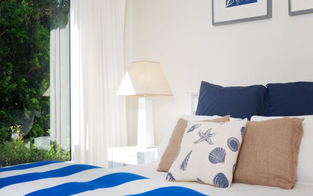 Bagnalls Beach House, 3 Burbong Street