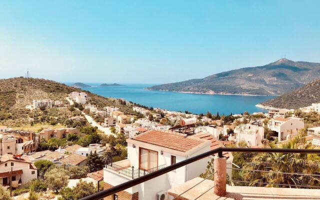 Villa Pisces by Akdenizvillam