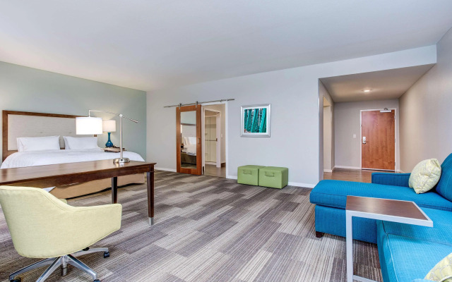 Hampton Inn & Suites Macon I-475