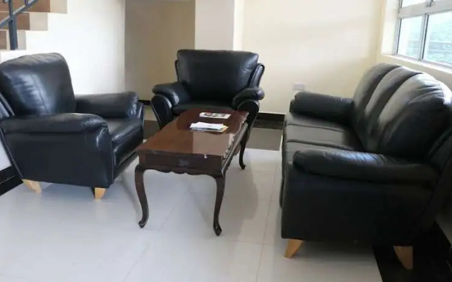 Super 8-Airport Downtown