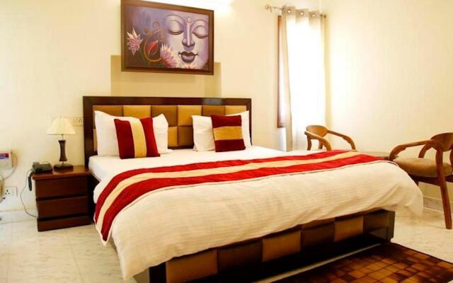 "room in Guest Room - Maplewood Guest House, Neeti Bagh, New Delhiit is a Boutiqu Guest House - Room 3"