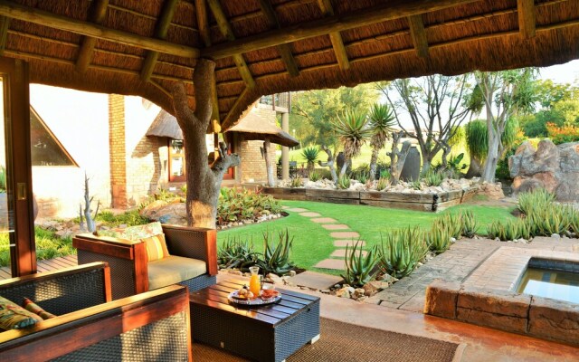 Wings and Water Guest Villa - Adults Only