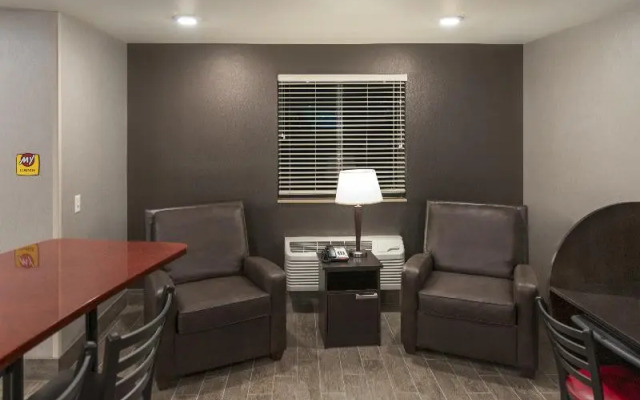 My Place Hotel-Savannah Airport-Pooler